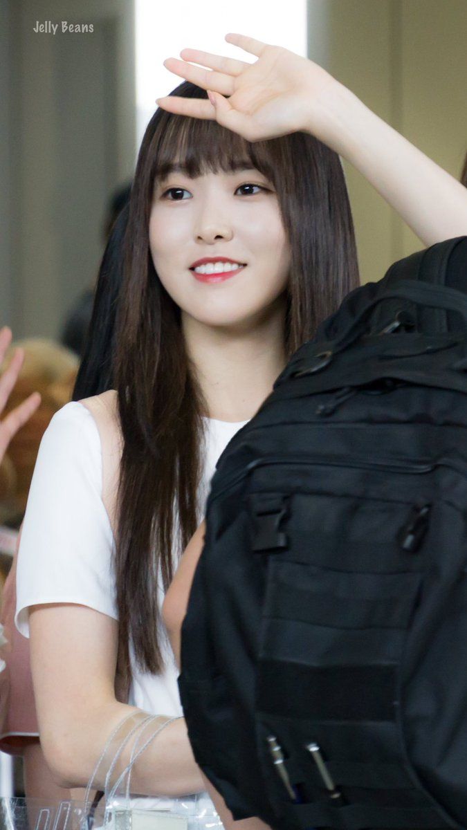 gfriend yuju yuna choi sinb gfriend yuju yuna choi sinb