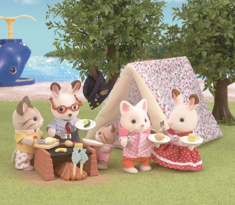 Calico Critters Seaside Camping Set