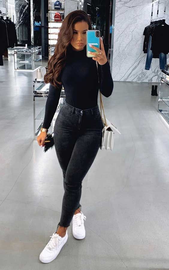 Woman All Black Outfits #woman #fashionoutfits #blackoutfit #fashiontrends #fashion #dressesforwomen #blackfashionblogger #blackfashion #fashiontrends2019