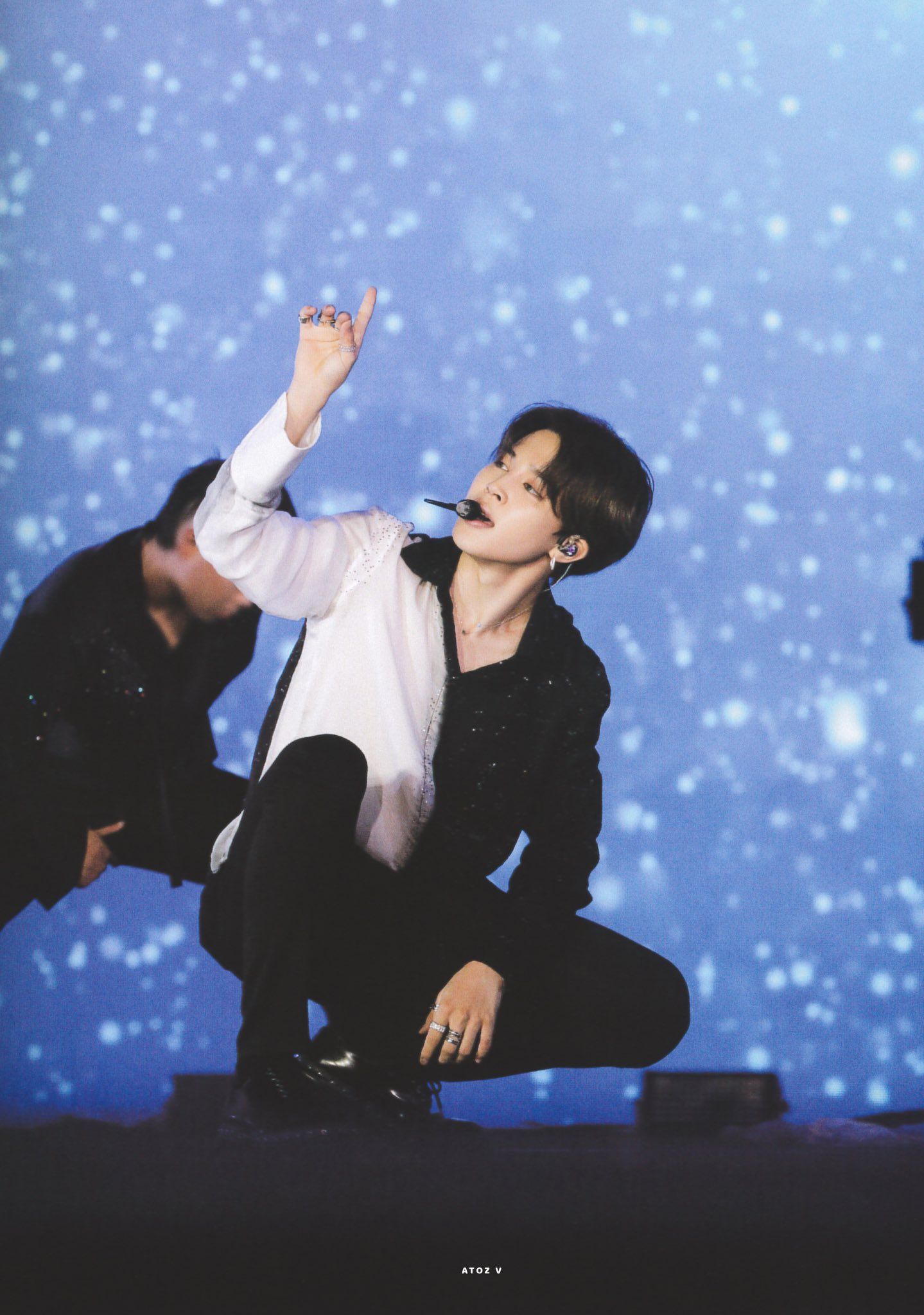 ATOZ V on Twitter | Bts world tour, Bts concert, Bts jimin