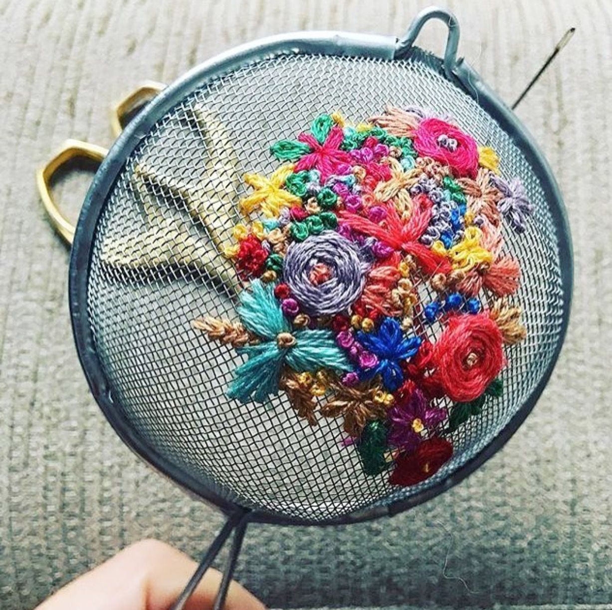 Pin De Jaqueline Eilert Em A Bordadeira Artesanato Artesanato Criativo Bordados A Mao Pin De Jaqueline Eilert Em A Bordadeira Artesanato Artesanato Criativo Bordados A Mao