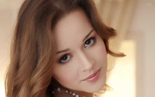 Top 10 Beautiful Foreign Girls Attractive Eyes Makeup Tips For