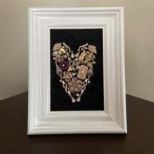 Pearl Heart framed Jewelry Framed Heart | Etsy Jeweled Christmas Trees, Diy Christmas Ornaments, Christmas Decor, Xmas, Jewelry Picture, Mom Jewelry, Jewelry Ideas, Jewelry Making, Costume Jewelry Crafts