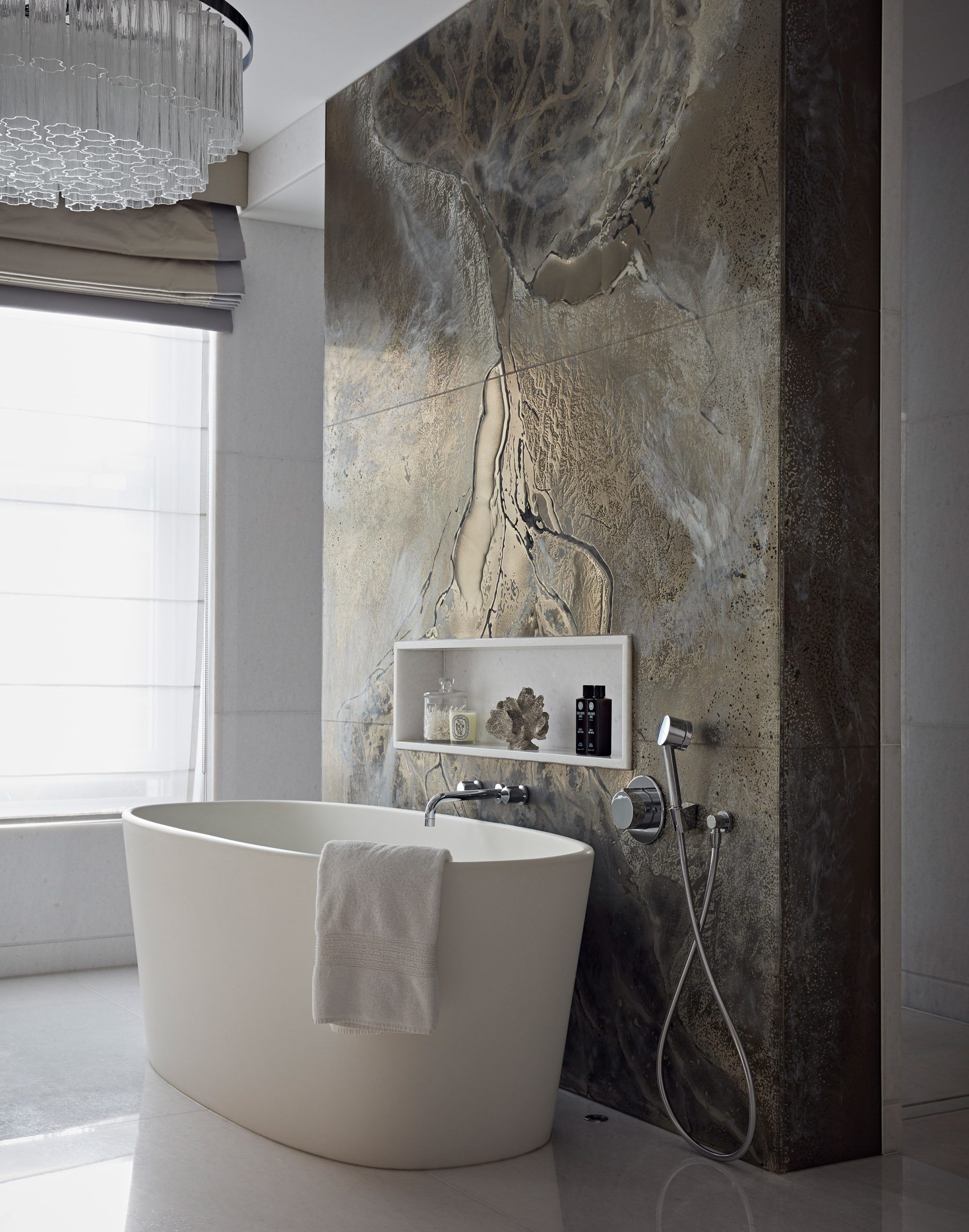 Bathroom, feature bath tub wall, St John's Wood | Taylor Howes #woodfeaturewalls