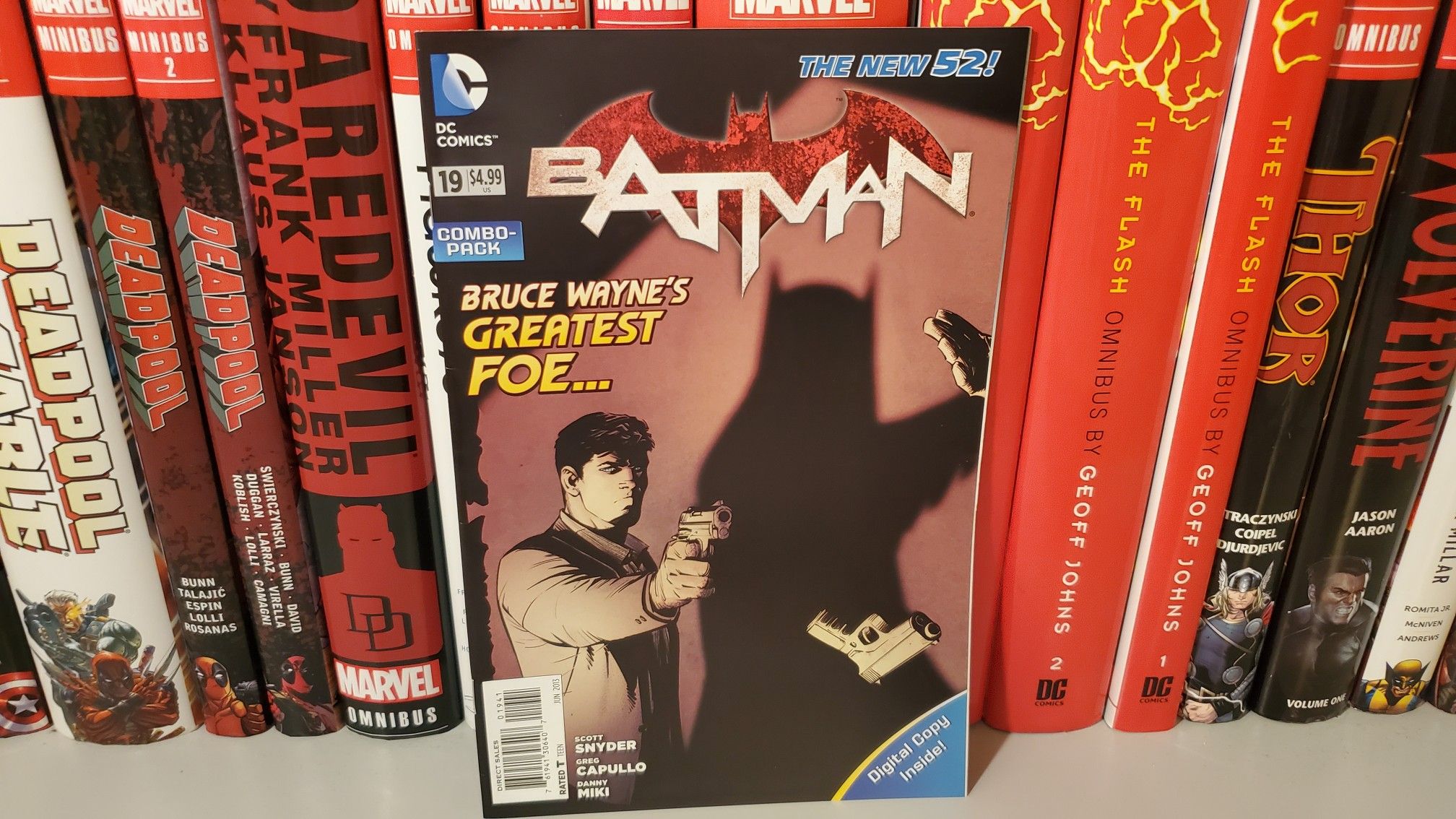 Batman Vol 2 Issue 19 Overview Video Https M Youtube Com Watch V Drlaifadicy Dccomics Jla Justiceleague B In 2020 Comic Book Collection Marvel Omnibus Bc Comics