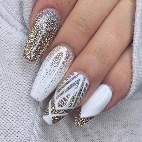 60+ Uñas de Navidad para decorar tus uñas durante Navidad temporada New Year's Nails, Gel Nails, Nail Polish, Coffin Nails, Nail Nail, Top Nail, Fancy Nails, Cute Nails, Classy Nails
