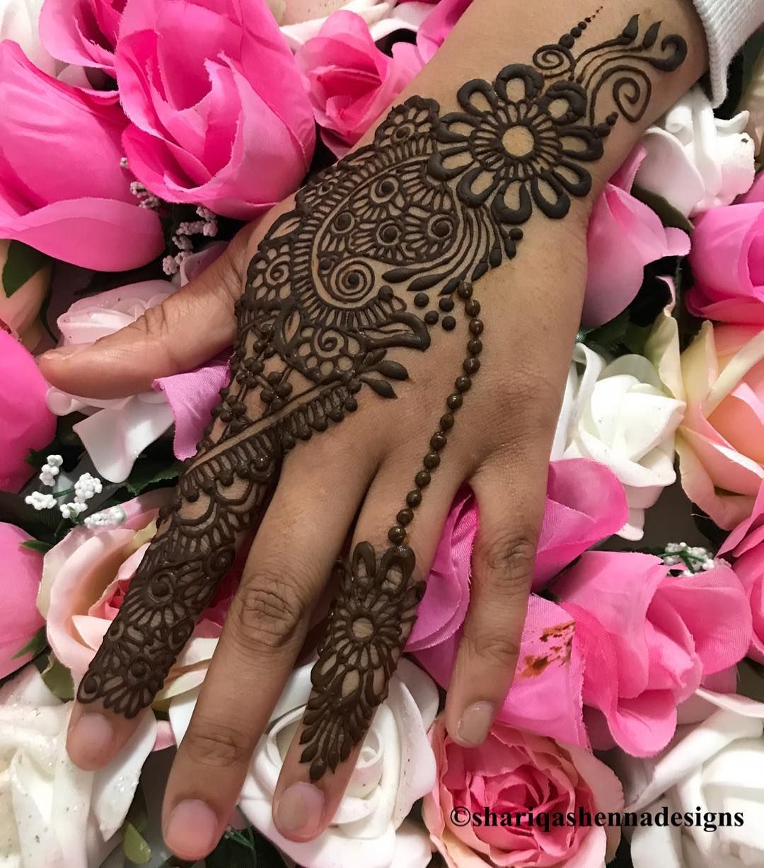 Where Can U Get Henna Tattoos Done / 8 Most Popular Mehndi Tattoo Designs To Try In 2018 / To help you keep flaunting for as long as possible, here's a few ways to help your henna paste and your henna tattoos last.