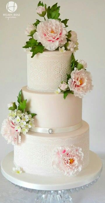 Top 50 Uk Wedding Cake Designers Carousel Cake Girl Cakes Themed Cakes