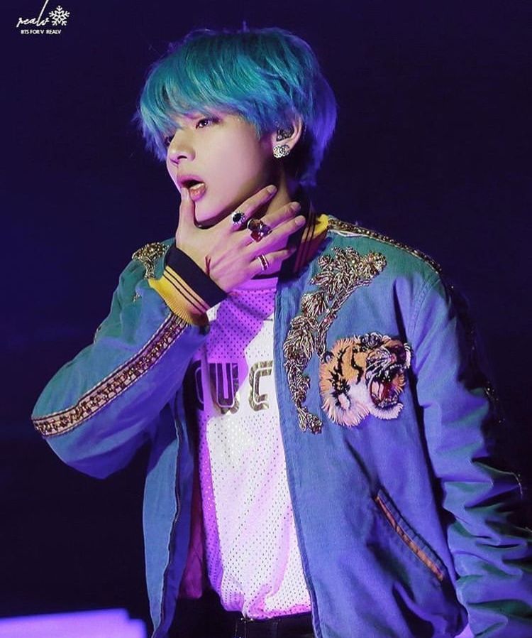 Bts v blue hair