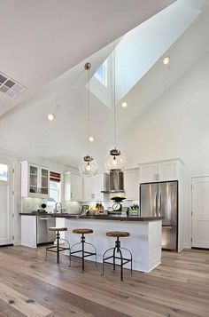 angled ceiling lights photo - 8 | Master Bath | Vaulted ceiling kitchen ...