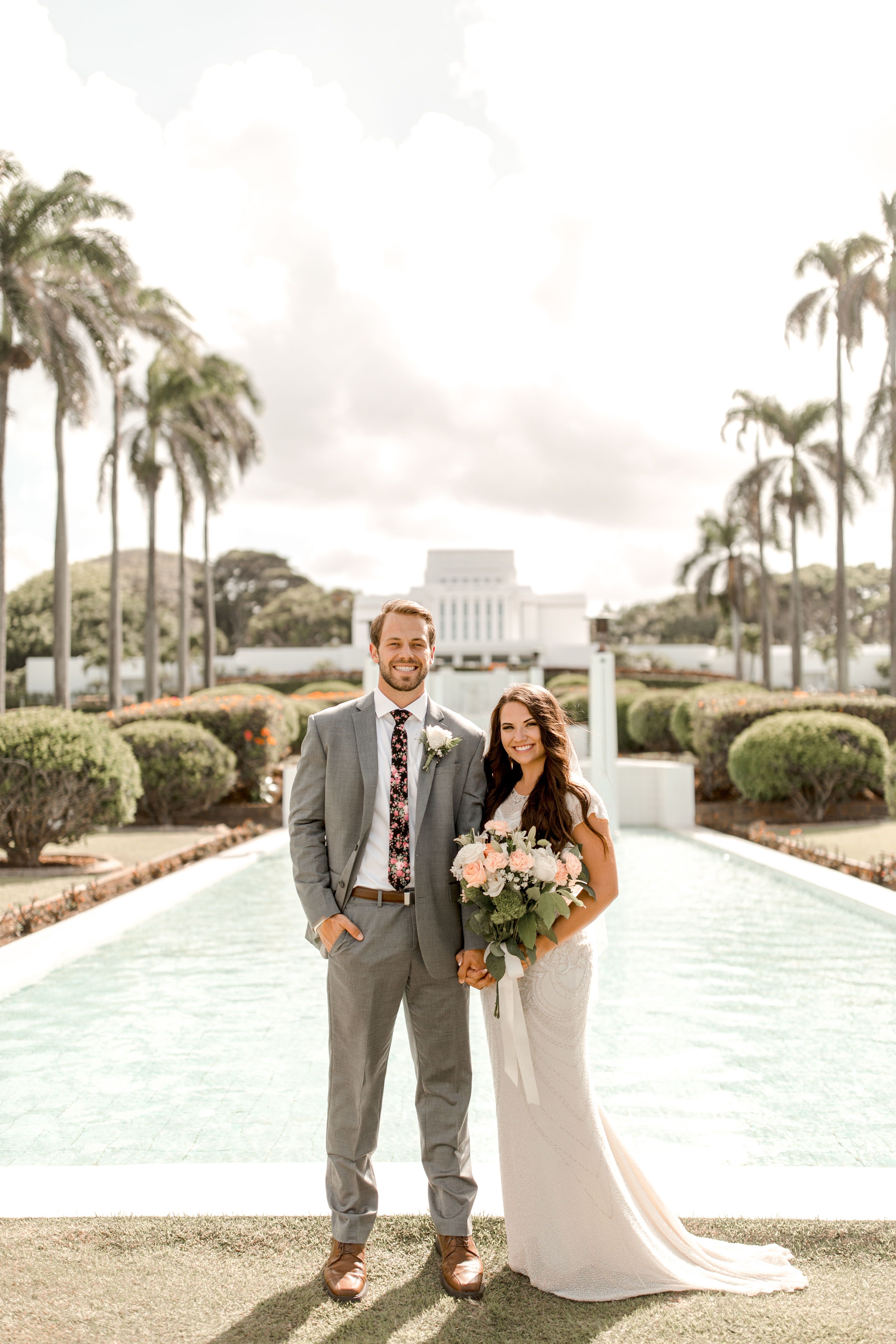 Blogger Two Red Bowls Laid Back Outdoor Hawaiian Wedding Hawaii Wedding Photography Hawaiian Wedding Hawaii Destination Wedding