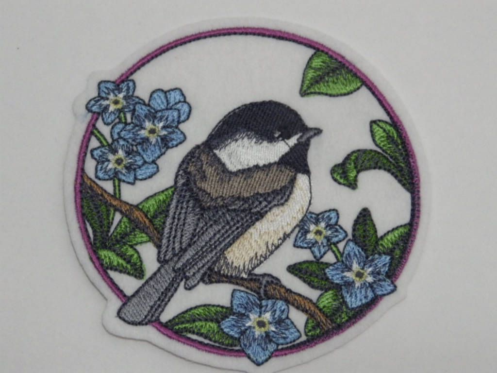 BIRD CHICKADEE IRON ON PATCH