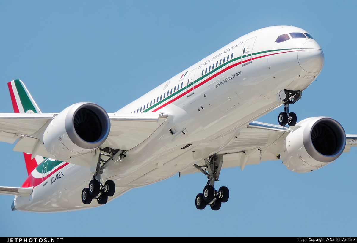 Photo Tp 01 Cn 40695 Mexico Air Force Boeing 787 8 Dreamliner By Daniel Martinez Boeing 787 Boeing 787 8 Boeing 787 Dreamliner