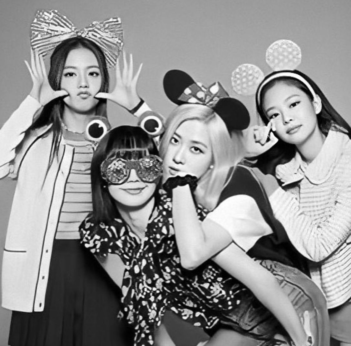 4th Anniversary, Anniversary Photos, Jennie Lisa, Blackpink Lisa, Yg