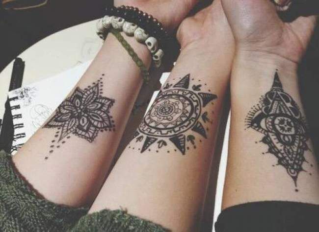 Tatouages 28 Inspirations Minimalistes Pour Les Femmes