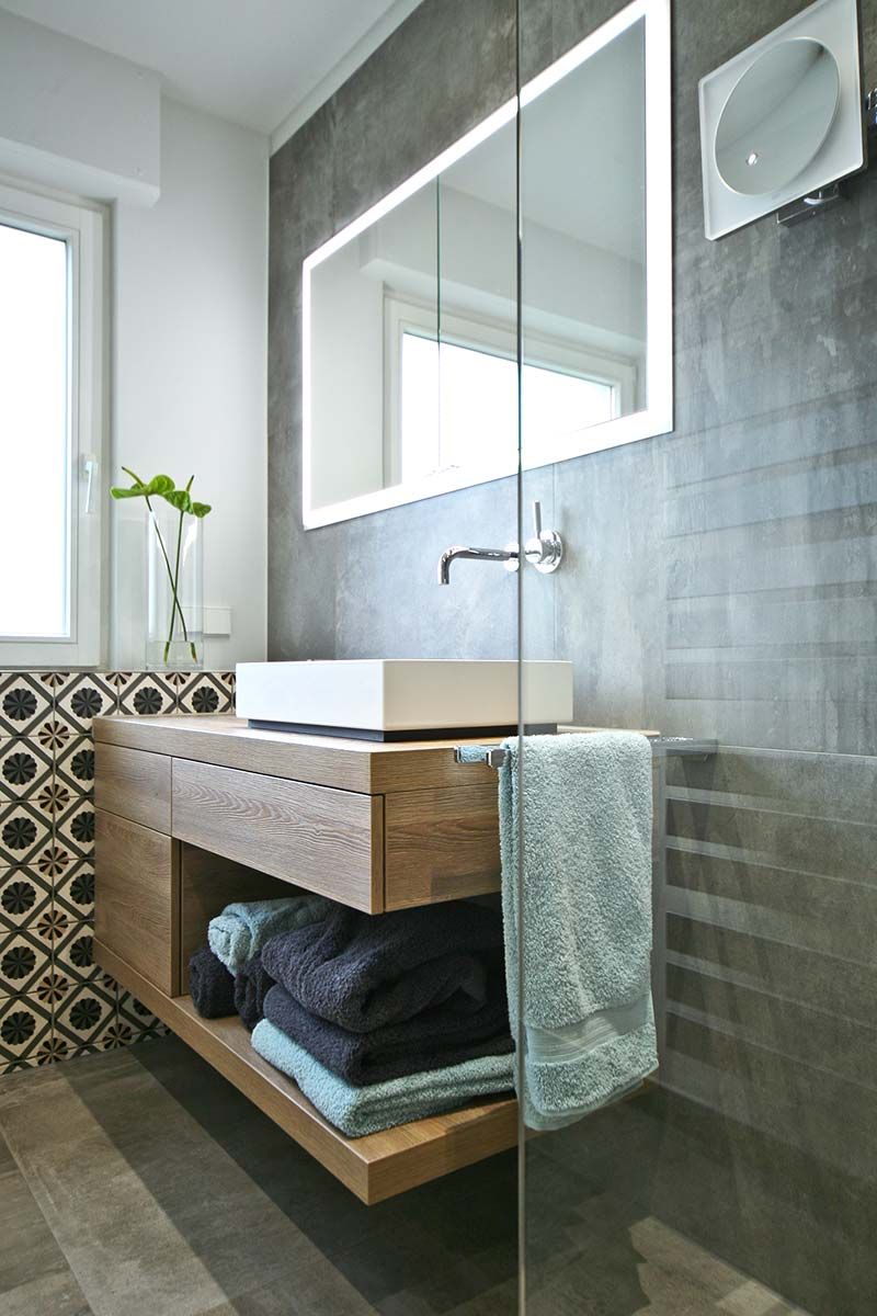 Kleines Badezimmer Neu Gestalten Bathroom Design Small Bathroom Tub Shower Combo Small Bathroom Solutions