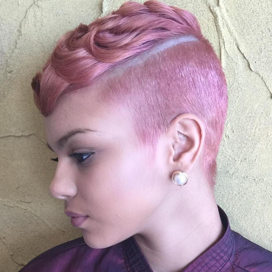 50 super cute looks with short hairstyles for round faces | short