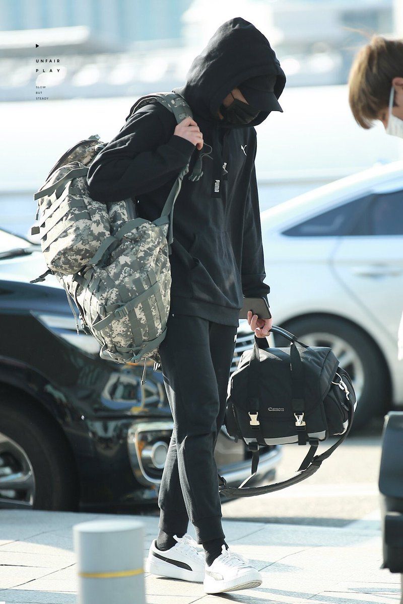 ジョングク私服 のアイデア 46 件 ジョングク グク Bts ジョングク ジョングク私服 のアイデア 46 件 ジョングク グク Bts ジョングク
