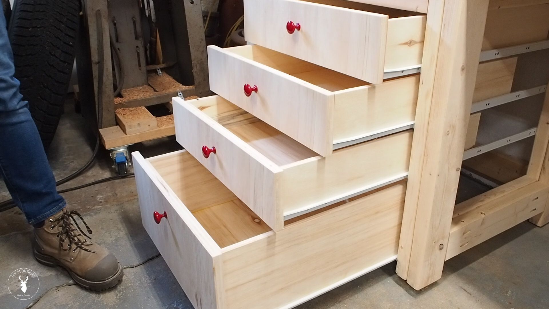 Basic Shop Drawers Drawer slides diy, Diy drawers, Table saw accessories