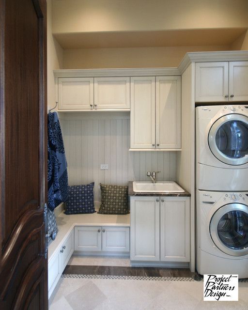 Nice laundry and mud room combo. | Case da sogno ...