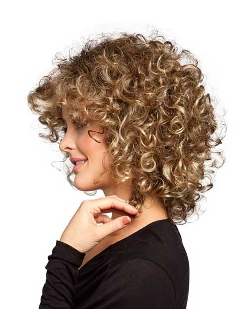 Tante Nuove Idee Per Poter Sfoggiare I Tagli Di Capelli Ricci Più In