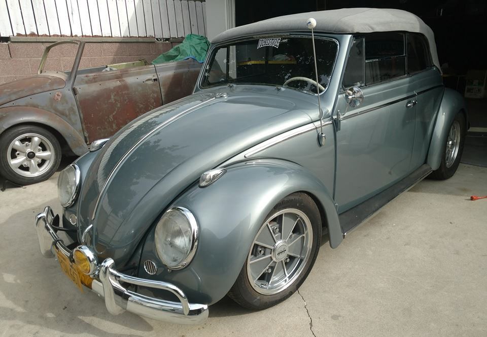 Greg Solano, from Downey, California, U.S.A. His 1961 Volkswagen Convertible, Strato Silver painting with Pepper Grey canvas top and boot cover. Running a 2054cc engine, 4″ narrowed adjustabl… Volkswagon, Volkswagen Beetle, Volkswagen Convertible, Vw Beetles, Car Club, Downey California, Engineering, Bmw Car, Simile