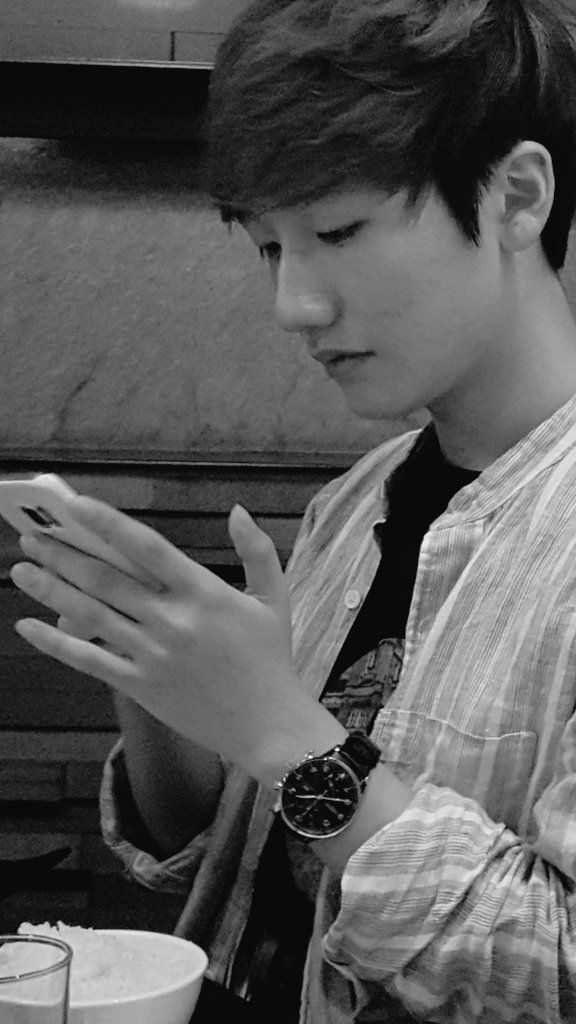 6 twitter skt t1 pinterest twitter