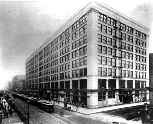 The Second Leiter Building Is Located At The Northeast Corner Of
