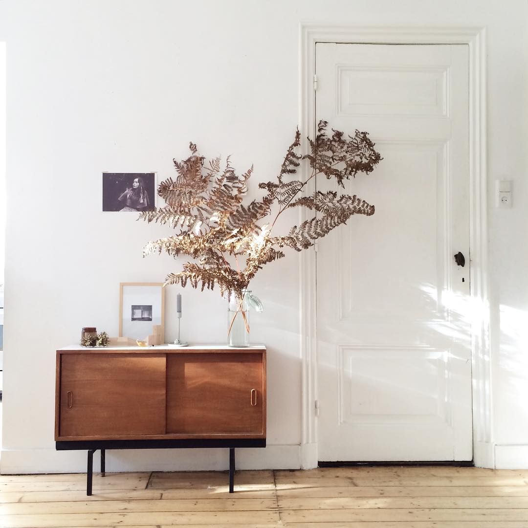 Home this darling little sideboard with oversized posie is a sweet ... Casa mia sideboard