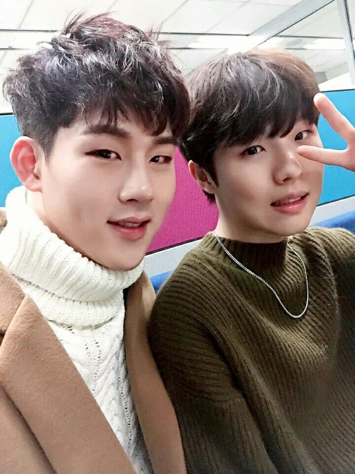 주헌 승우의 막방 ㅠㅠ 난 너랑 좀 더하고싶다 승우야 넘 재밌어 ㅎㅎ 담에 또 둘이 한번하장 몬베베들도 6일동안 넘 고마워요 마무리 잘하고 유승우 몬스타엑스 몬베베 홧팅 ポーズ例 주헌 승우의 막방 ㅠㅠ 난 너랑 좀 더하고싶다 승우야 넘 재밌어 ㅎㅎ 담에 또 둘이 한번하장 몬베베들도 6일동안 넘 고마워요 마무리 잘하고 유승우 몬스타엑스 몬베베 홧팅 ポーズ例