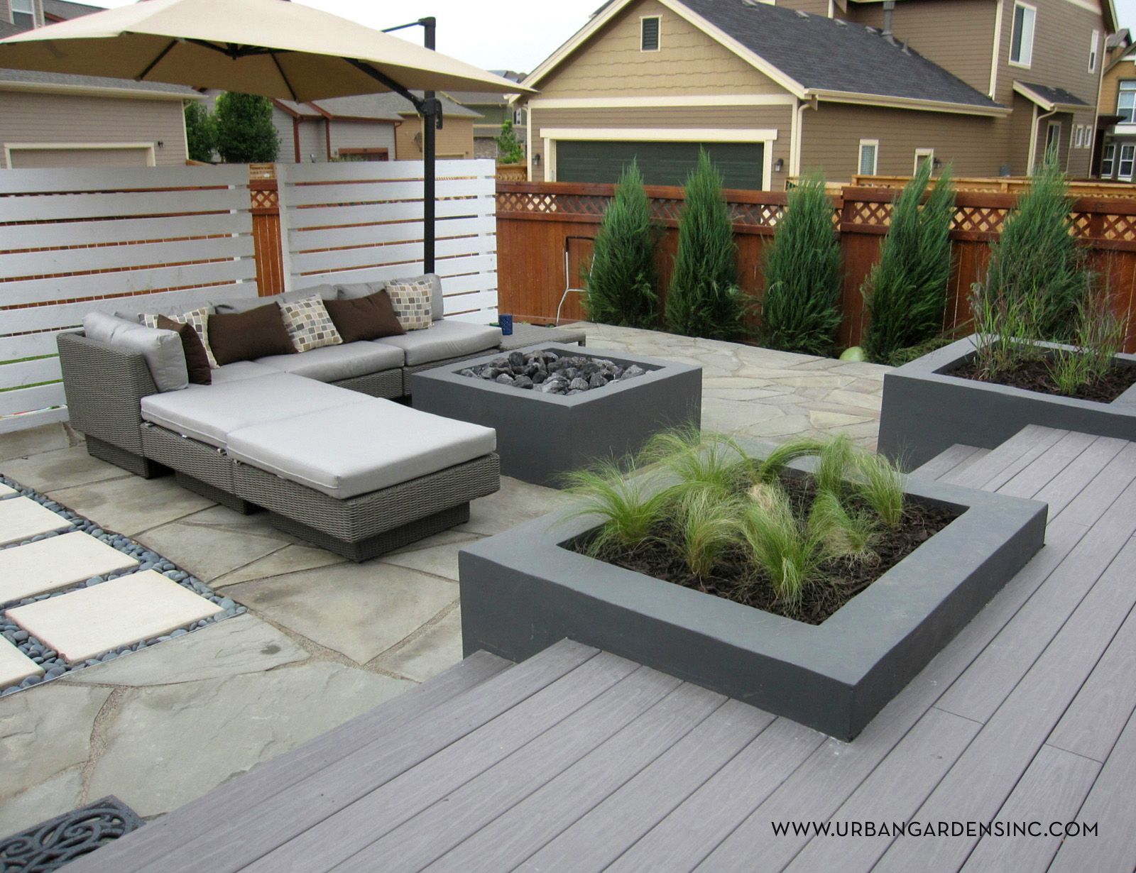 Home Landscape Designs - Urban Gardens - Landscape Design #Interiordesignideasandthings Home Landscape Designs - Urban Gardens - Landscape Design #Interiordesignideasandthings