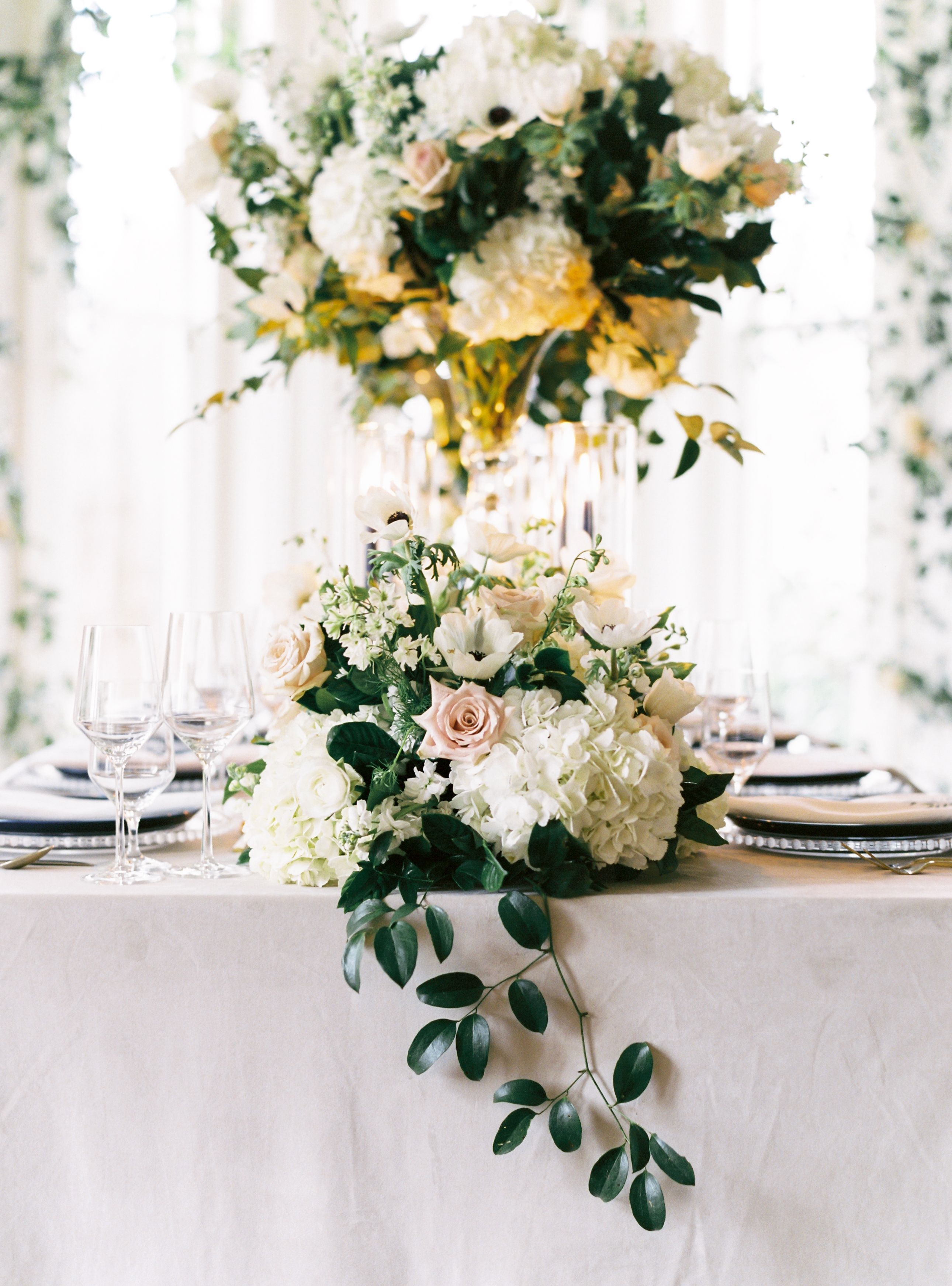 Sprawling greenery. Classic, organic, beautiful wedding