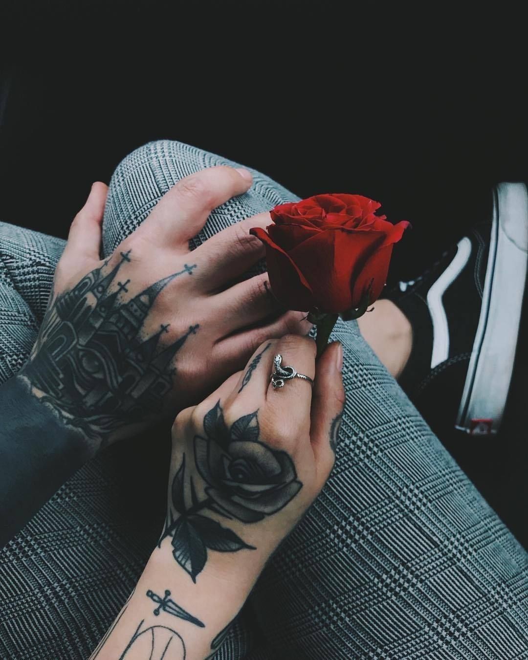 Idea By ƛɩֆħ On Couples Tattooed Couples Photography