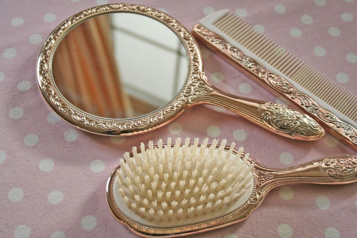 Antique Hair Brush And Mirror Set Espejo de mano, Cepillos para el cabello, Tocadores de maquillaje