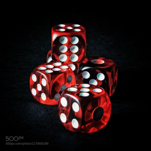 Download Pin by Linda Gordon on ☯️cubos | Red aesthetic, Optical ...