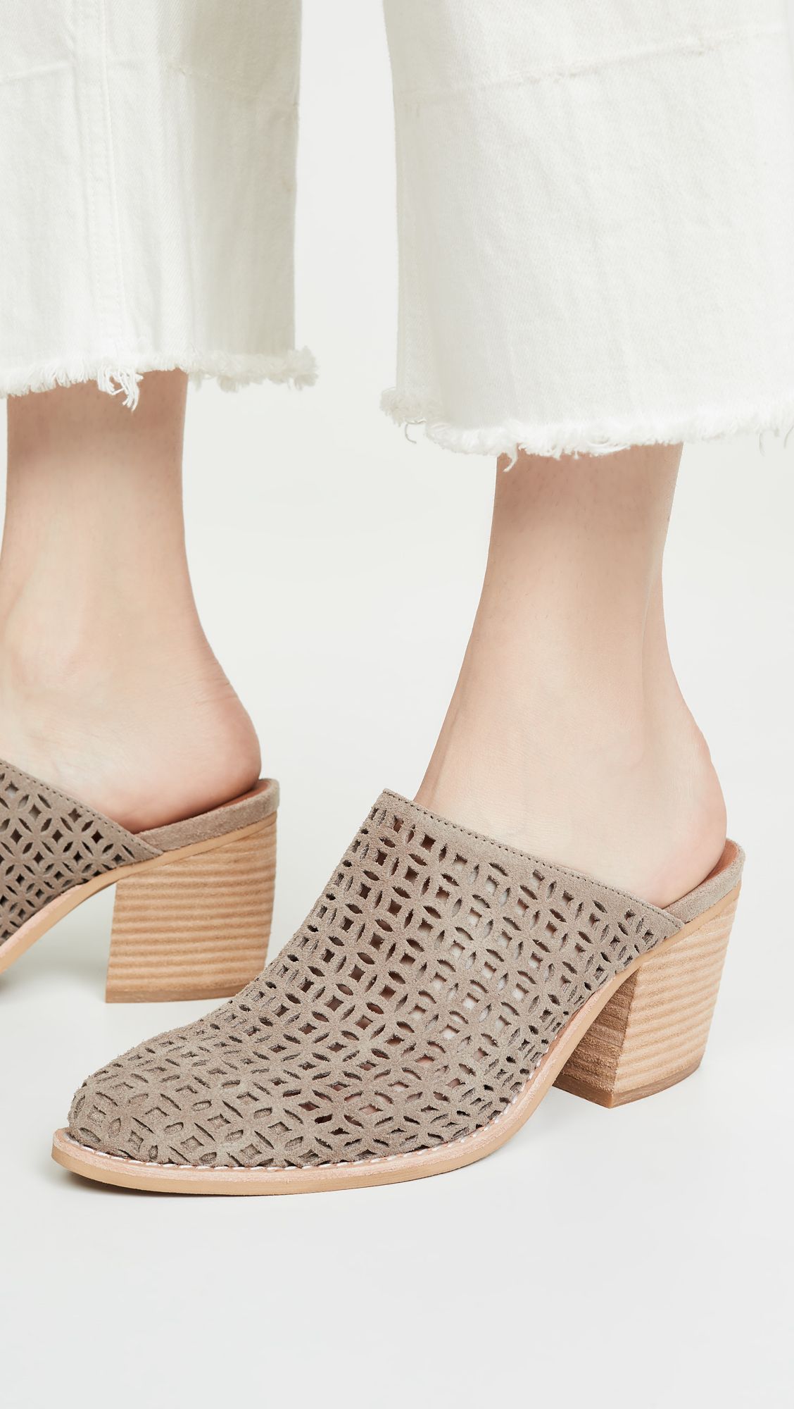 Jeffrey Campbell Favela Block Heel Mules Sponsored Affiliate Favela Campbell Jeffrey Mules Heel Heeled Mules Heels Block Heels Jeffrey Campbell Favela Block Heel Mules Sponsored Affiliate Favela Campbell Jeffrey Mules Heel Heeled Mules Heels Block Heels