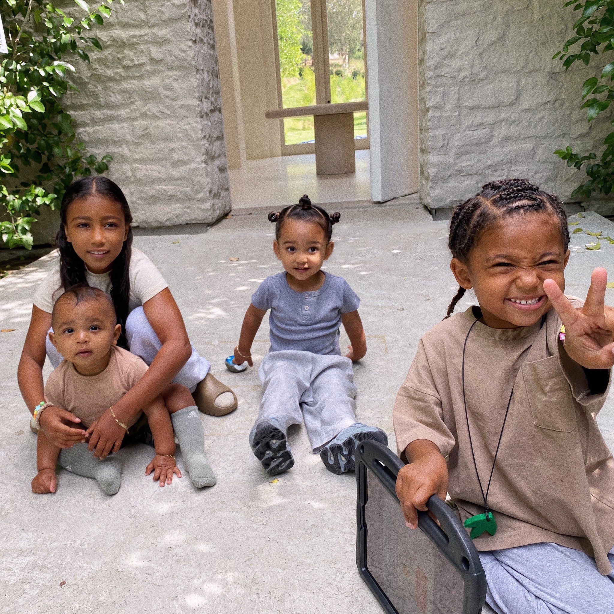 Inside Kim Kardashian S Minimalist Mansion With Kanye West In 2020 Kim Kardashian Home Kardashian Kardashian Kids