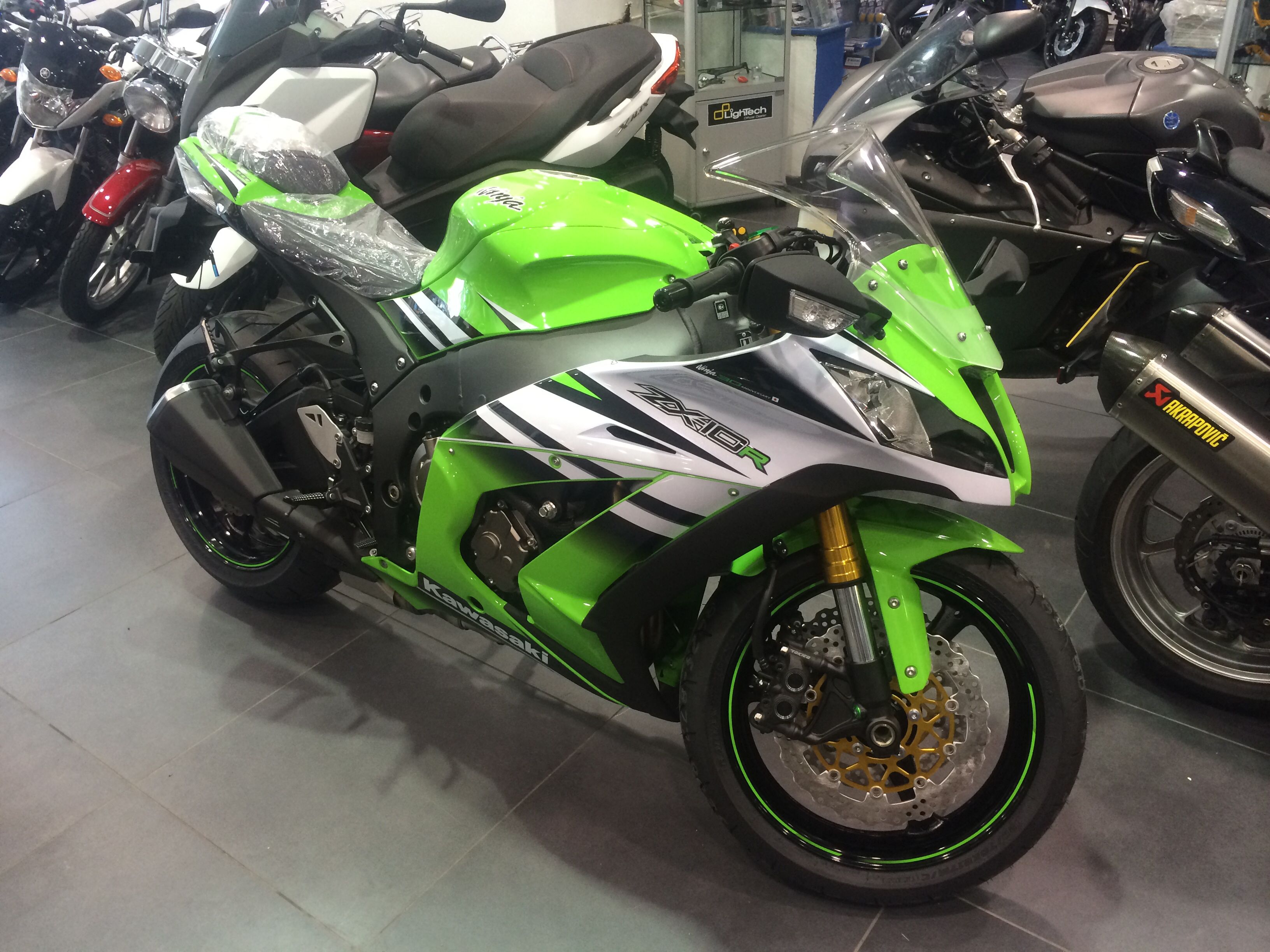 Kawasaki Zx10r 30th Anniversary Edition Www Dalesfuncenter Com
