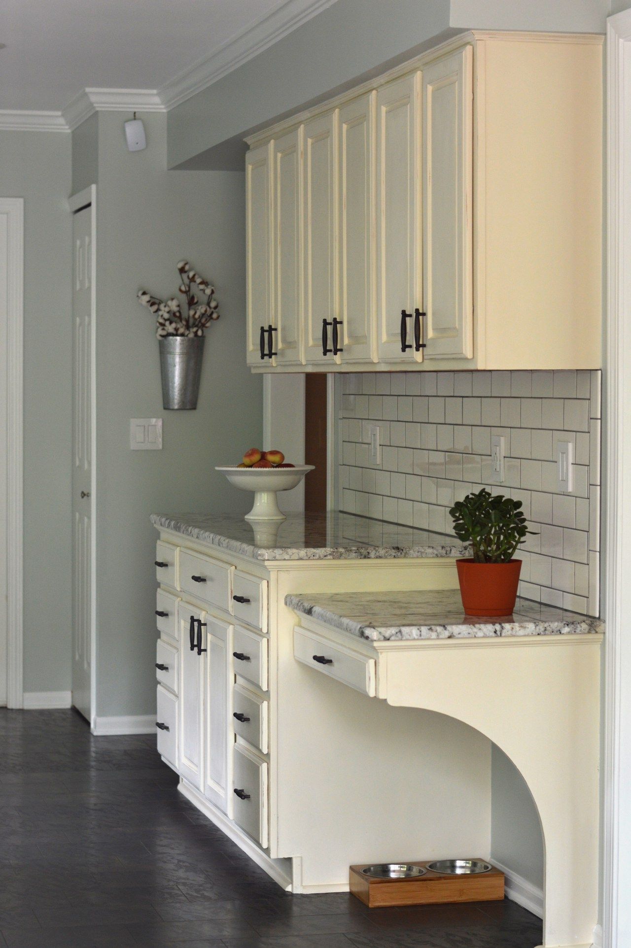 chalk paint kitchen cabinets chalk paint kitchen cabinets