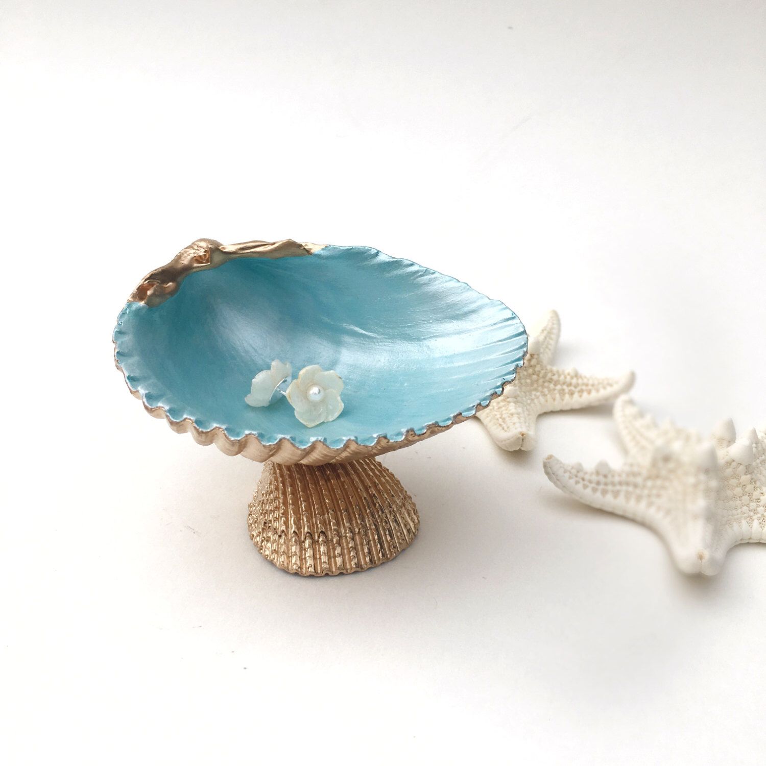 Seashell Jewelry, Seashell Art, Seashell Crafts, Beach Crafts, Seashell Bat...