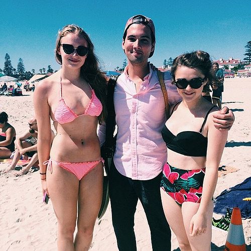 Sophie turner maisie williams beach Sophie turner maisie williams beach