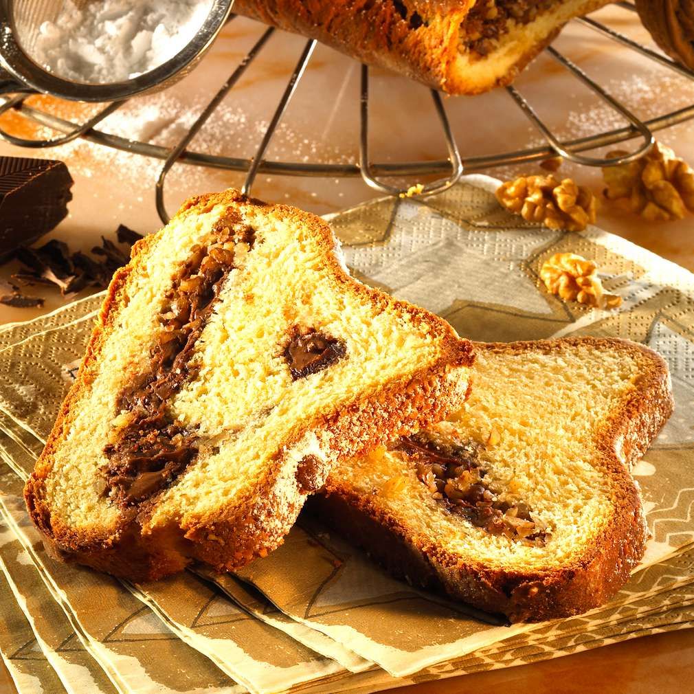 Nuss-Nougat-Stollen | Rezept | Rezepte, Nuss nougat, Lebensmittel essen