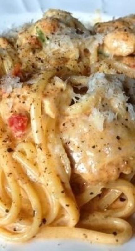 Creamy Cajun Chicken Pasta - Macaroni with chicken recipes #macaroni #with #chicken #recipes Creamy Cajun Chicken Pasta