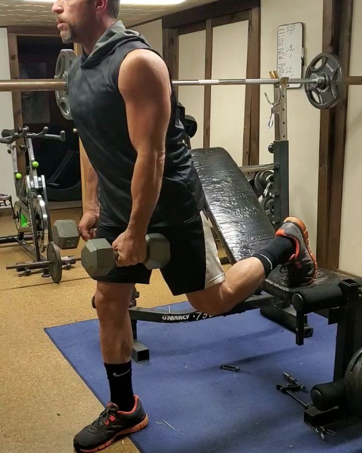 Trying to give more focus to the spit squat. Its shown me that my left leg is just slightly weaker t...