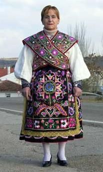 Trajes :: Reino de León | Trajes, Traje regional, Traje Trajes :: Reino de León | Trajes, Traje regional, Traje