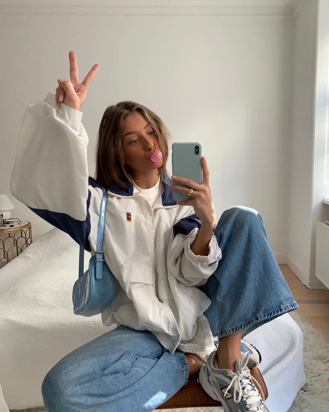 Anna Astrup on Instagram hubba bubba gum #fitness #anna #instagram #astrup #hubba #bubba #gum