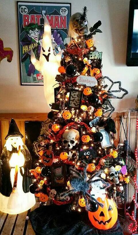 I Wish I Had This In My House Halloween Christmas Tree Halloween Tree Decorations Halloween Christmas