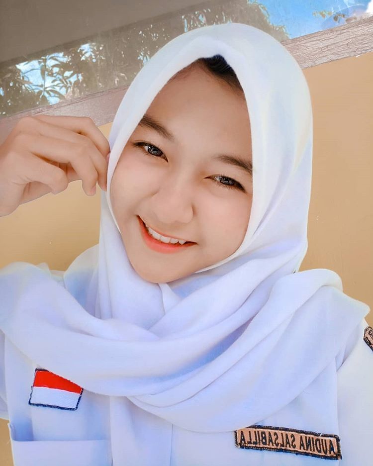 Mimpi Melihat Wajah Kita Berjerawat mimpiks