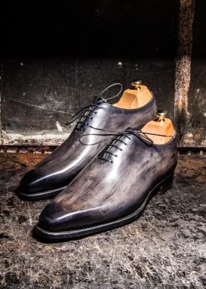 Richelieu “one cut” montage goodyear patine noir fumé grisonnant ... Altan montage