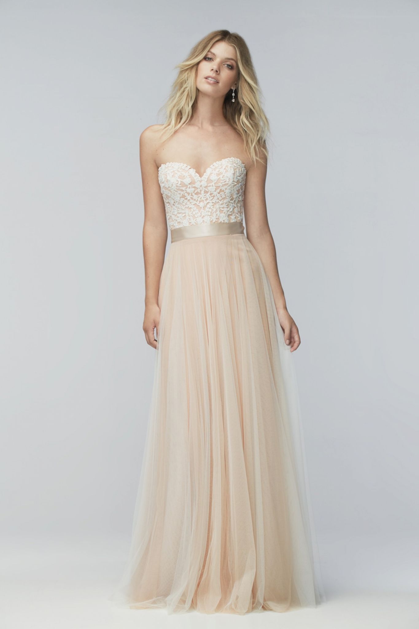 2019 year for girls- Gowns bridal under 1000 2019 year for lady- Gowns bridal under 1000